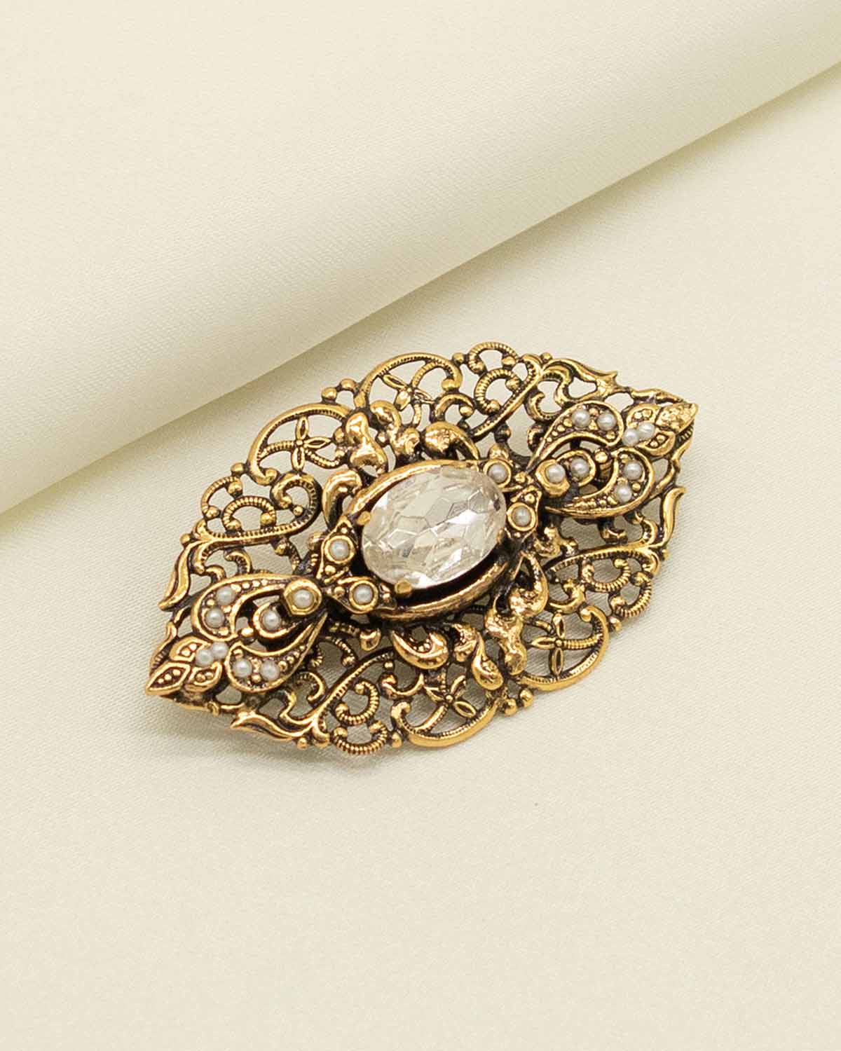 The Pitigliano Brooch (That's Amore Edition)