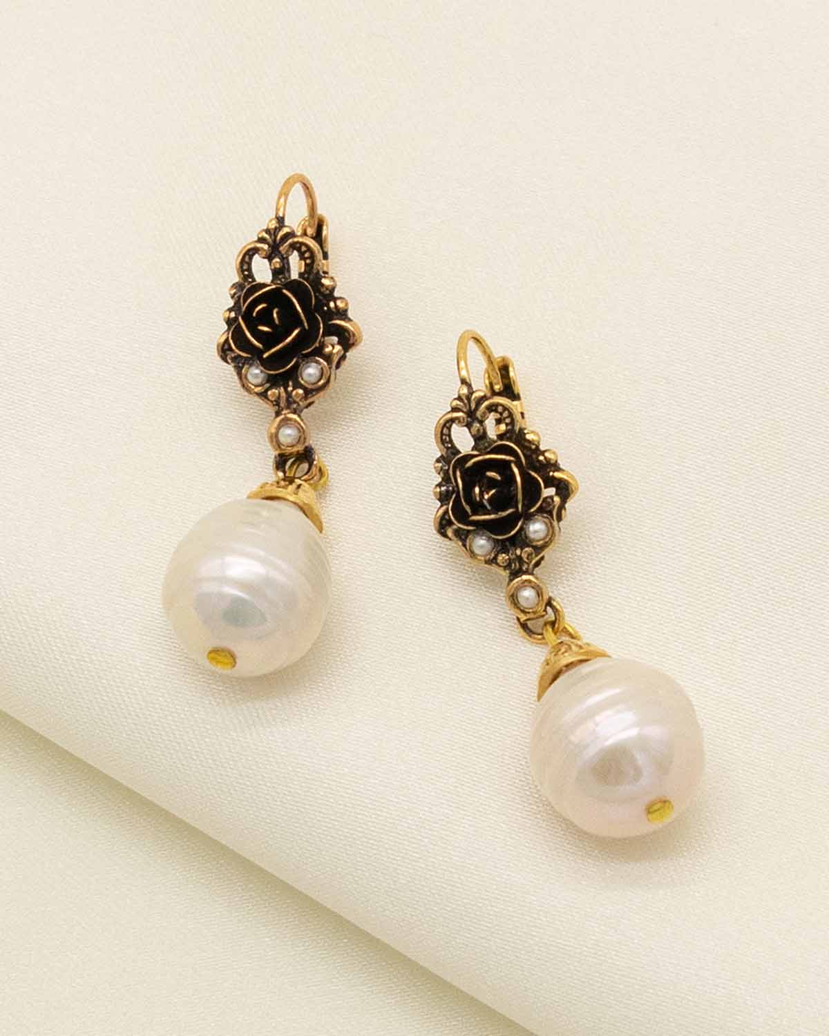 The Val d'Orcia Earrings (That's Amore Edition)
