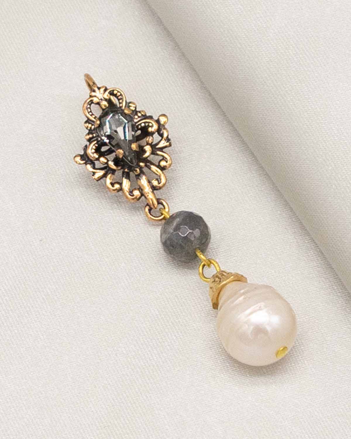 The Perla Cortona Earring (House Edition)
