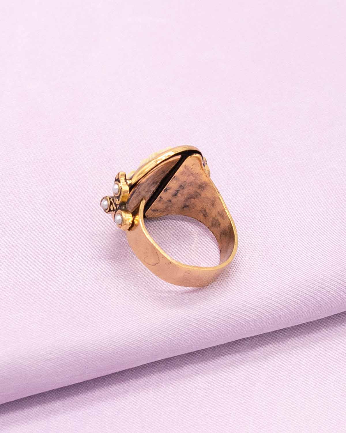 The Montepulciano Grande Ring (Tuscan Glimmer Edition)