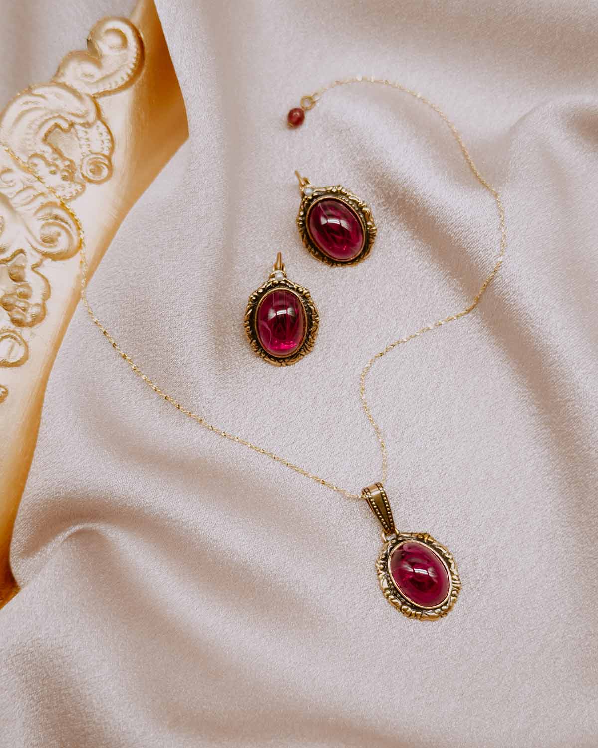 Art Nouveau Necklace set Antiqued Brass Red Freshwater Shell drop Necklace Earrings Brass ox Jewellery set Vintage cheapest Style set Arionni Jewelry