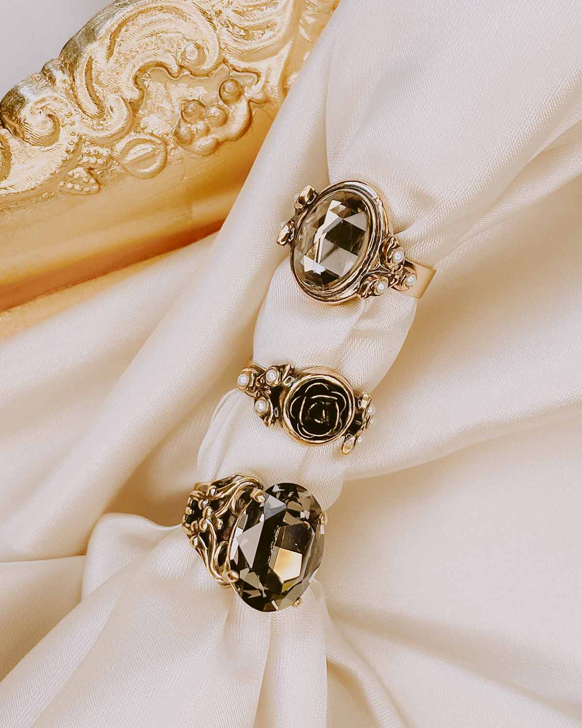 The Lucca Ring (House Edition)